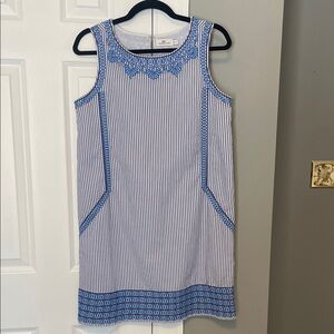 Vineyard Vines Navy and White Embroidered Dress